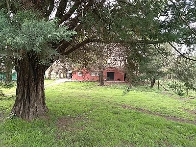 QUINTA - P/ VIVIENDA PERMANENTE O FIN DE SEMANA
