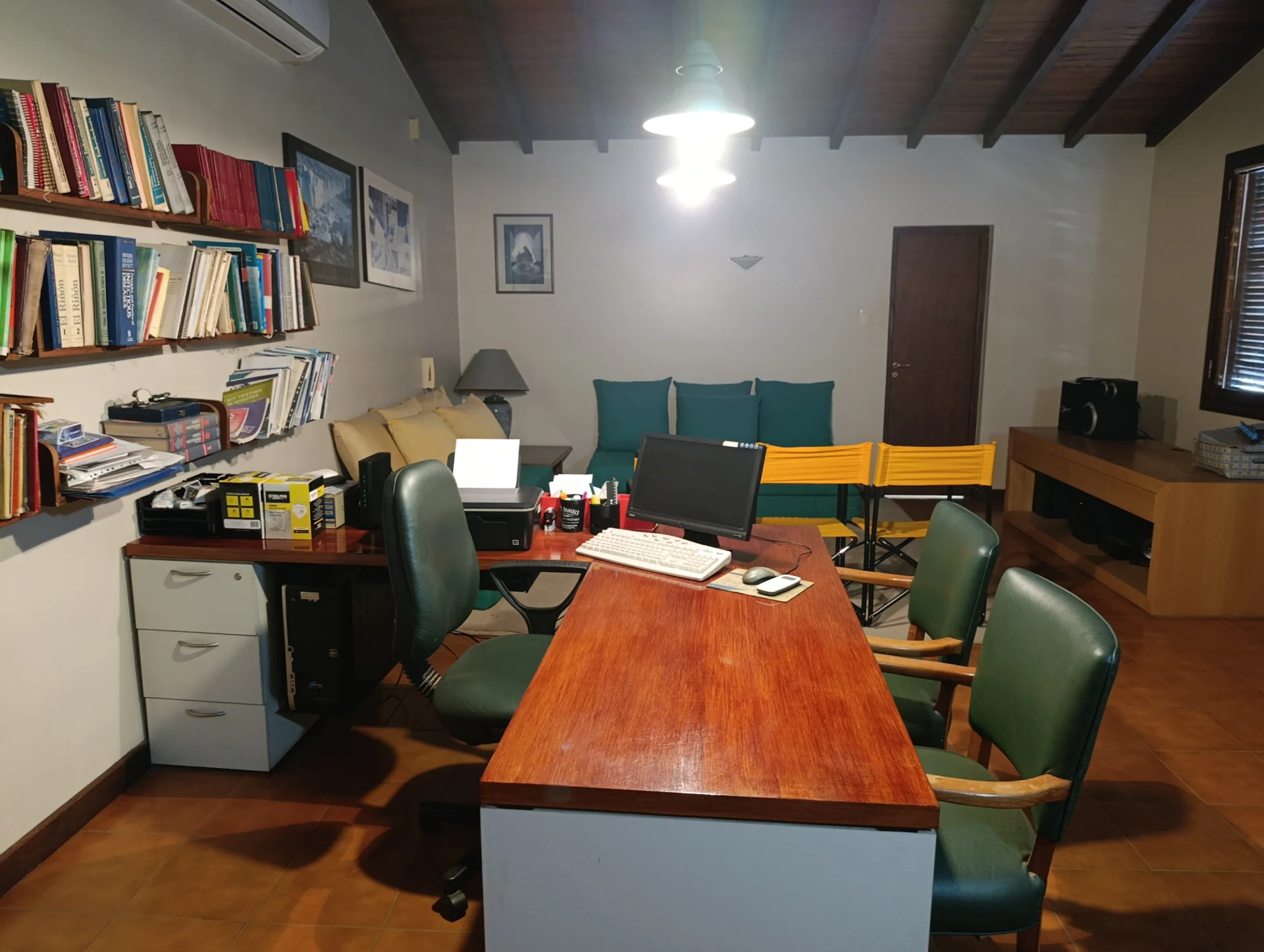 CHALET DE SOLIDA CONSTRUCCION EN IMPECABLE ESTADO
