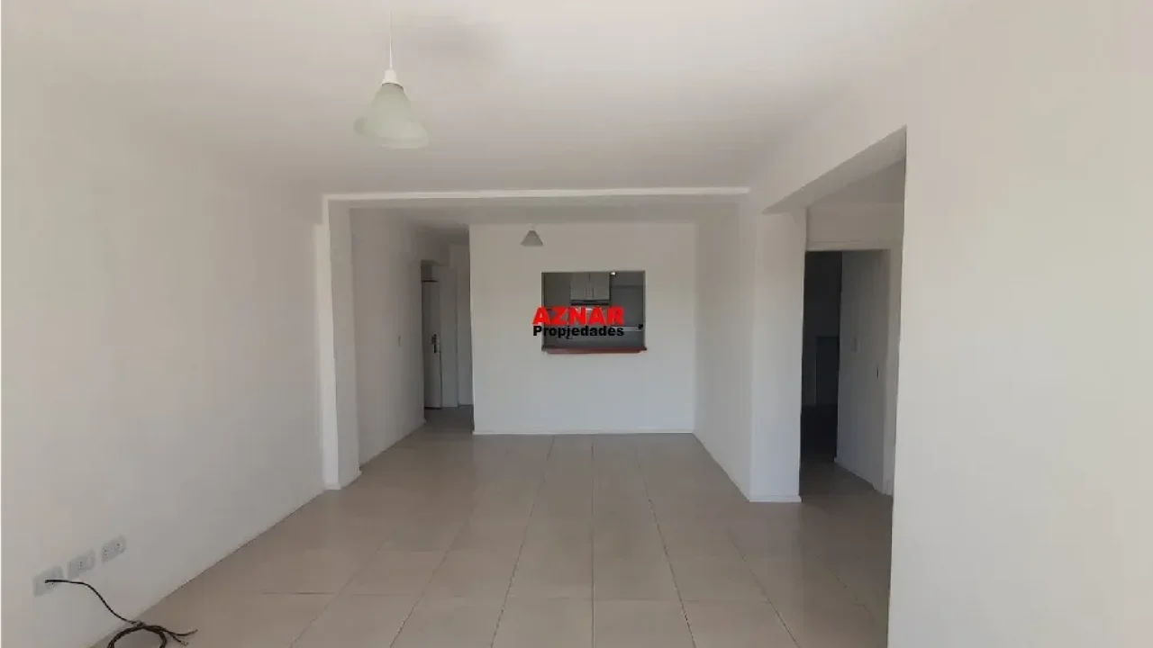 Departamento en alquiler en Macaya Nº 23 e/ Gral. Paz y Rivadavia