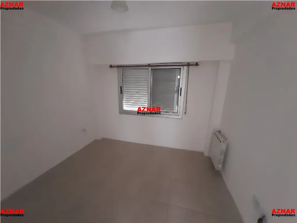 Departamento en alquiler en Macaya Nº 23 e/ Gral. Paz y Rivadavia