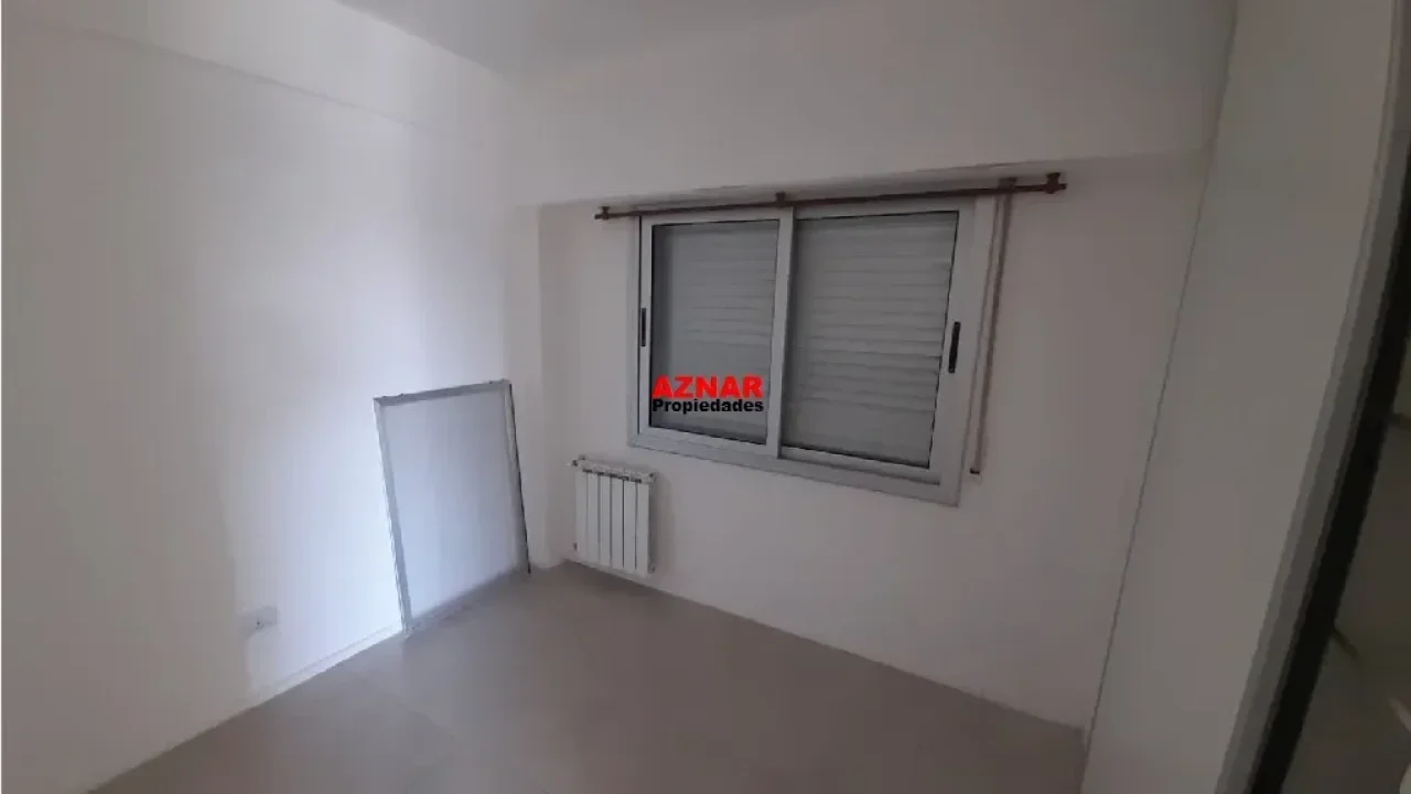 Departamento en alquiler en Macaya Nº 23 e/ Gral. Paz y Rivadavia