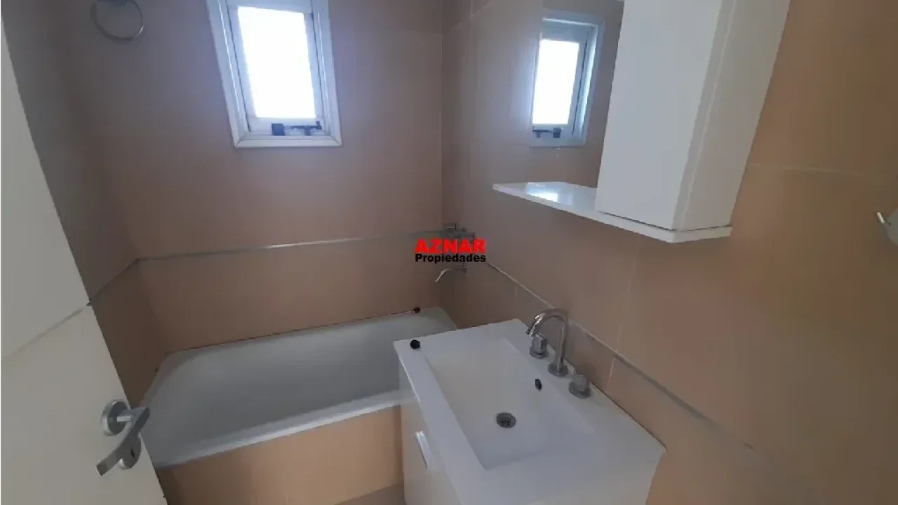 Departamento en alquiler en Macaya Nº 23 e/ Gral. Paz y Rivadavia