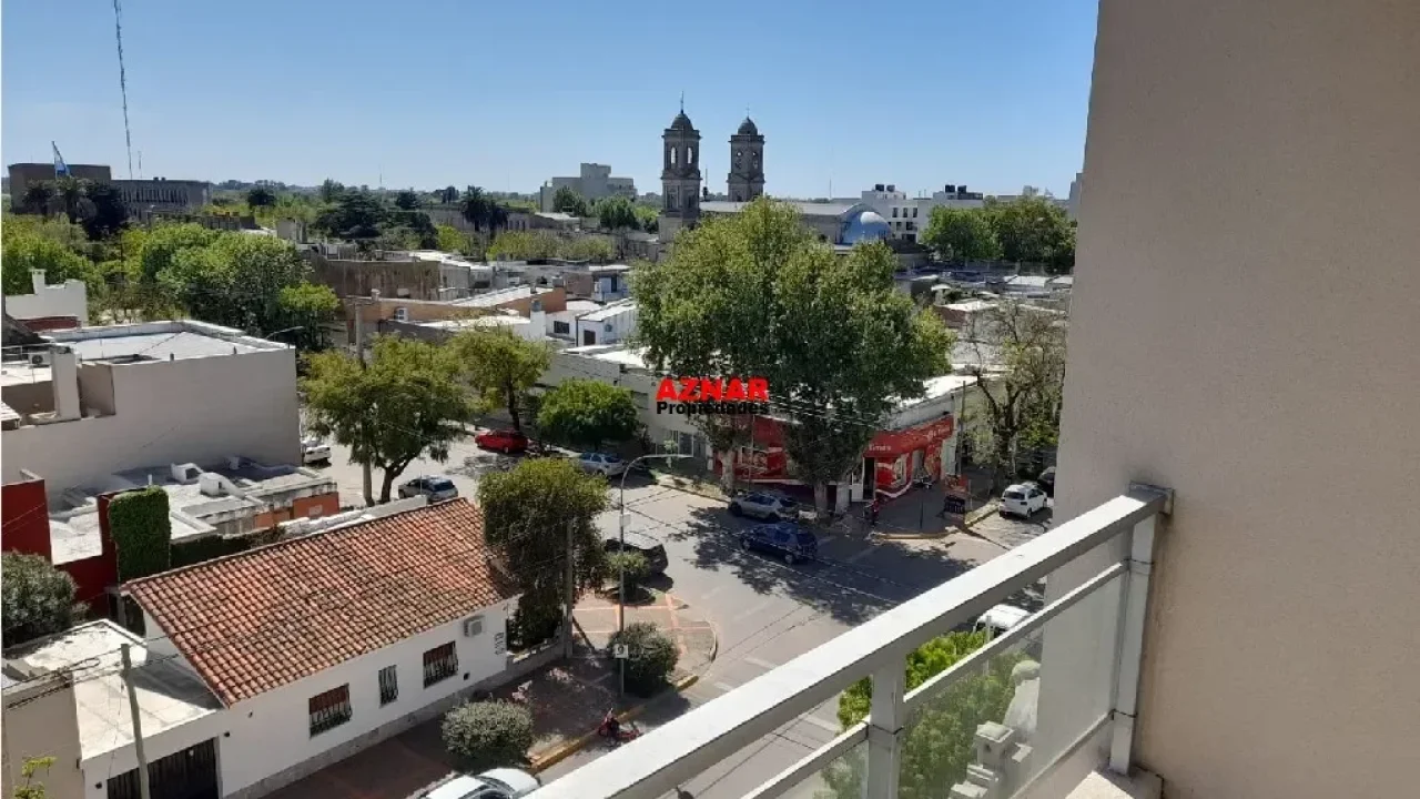Departamento en alquiler en Macaya Nº 23 e/ Gral. Paz y Rivadavia