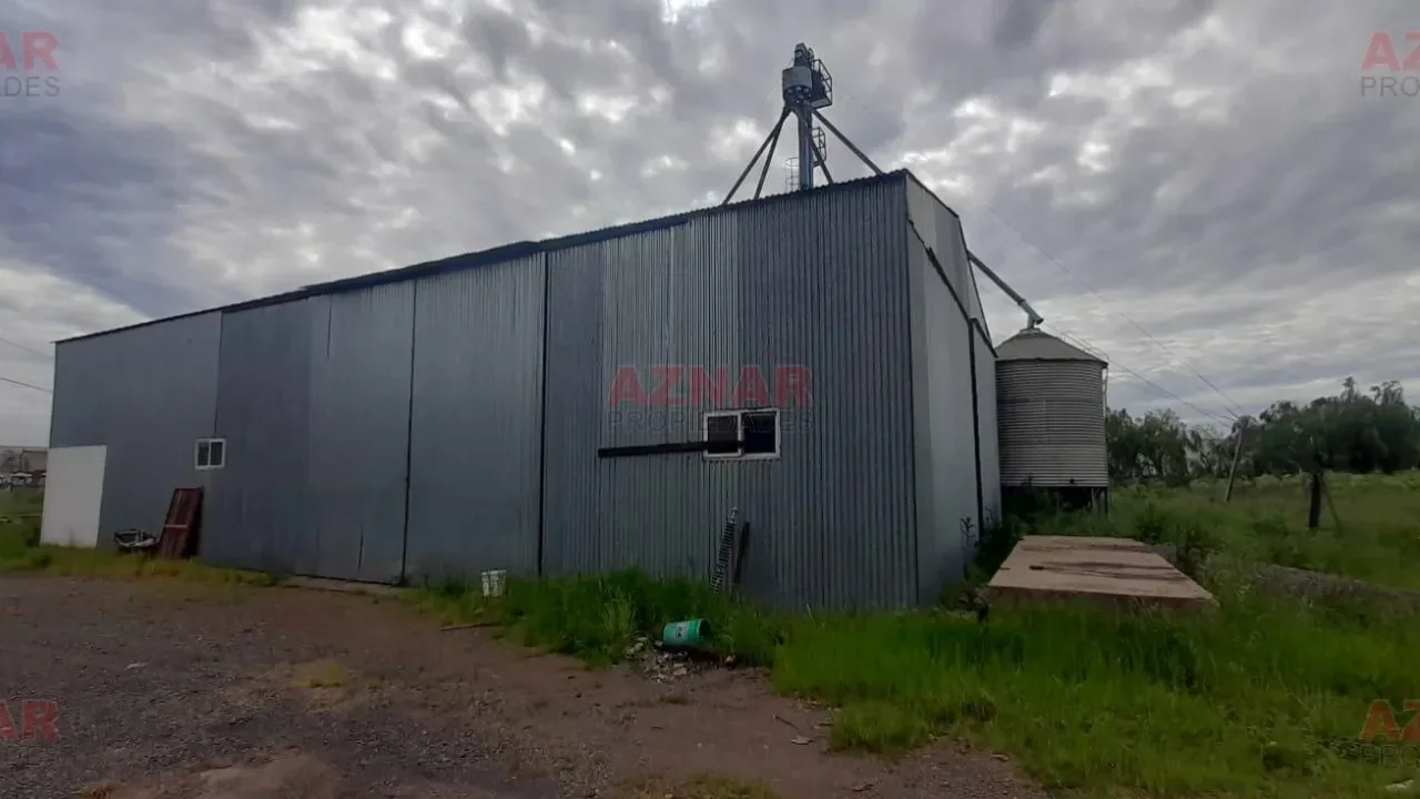 Galpon en venta en calle N°2 - Parque Industrial Bragado