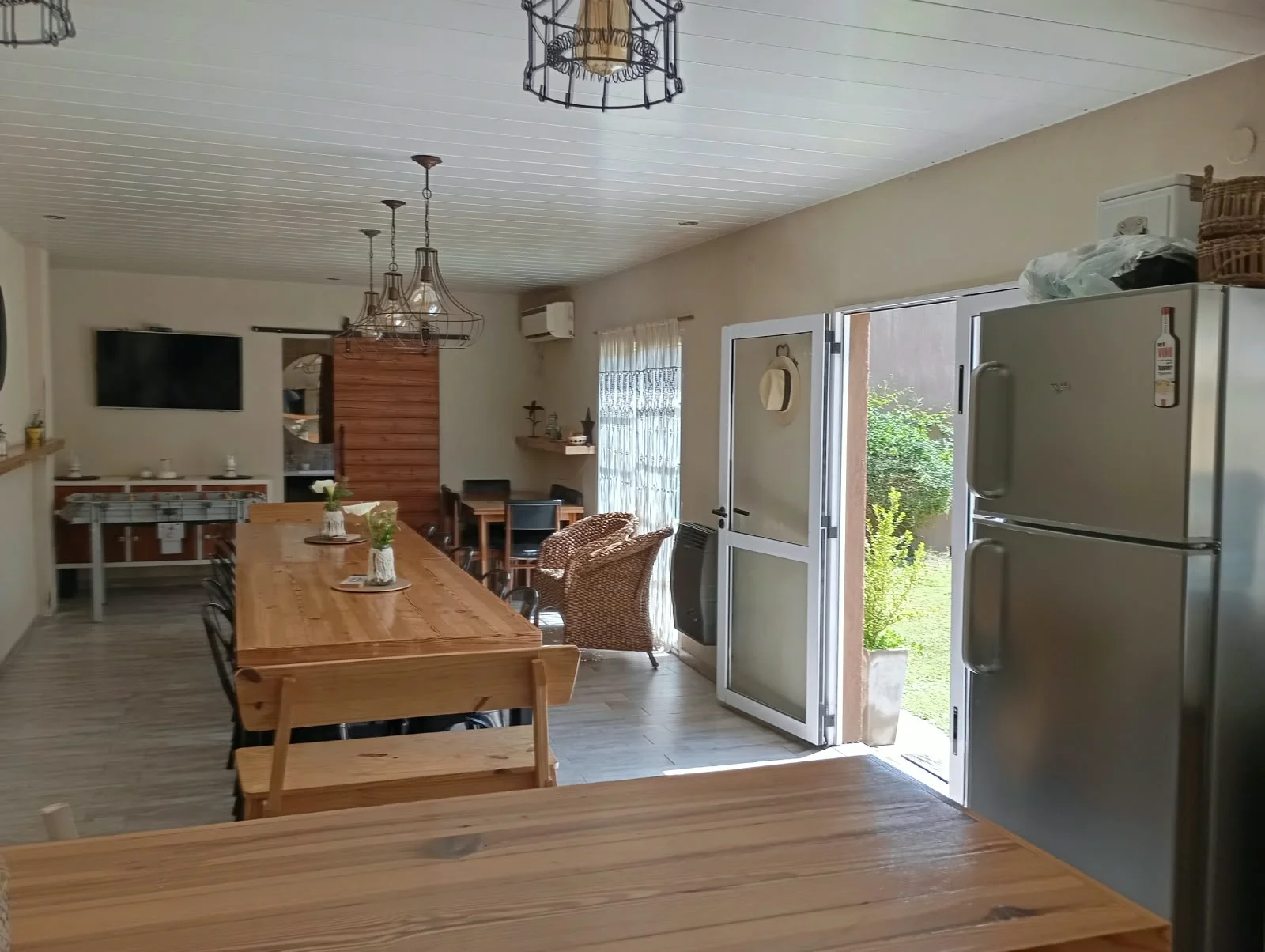 BRAGADO - VENTA - UNA EXCELENTE PROPIEDAD EN INMEJORABLE ESTADO. CONSTRUCCION DE 12 AÑOS - REGIA UBICACION- 290 M2 CUBIERTOS - 360 M2 DE TERRENO. CONSULTAS Y VALORES PERSONALMENTE EN SAAVEDRA 30 - BRAGADO