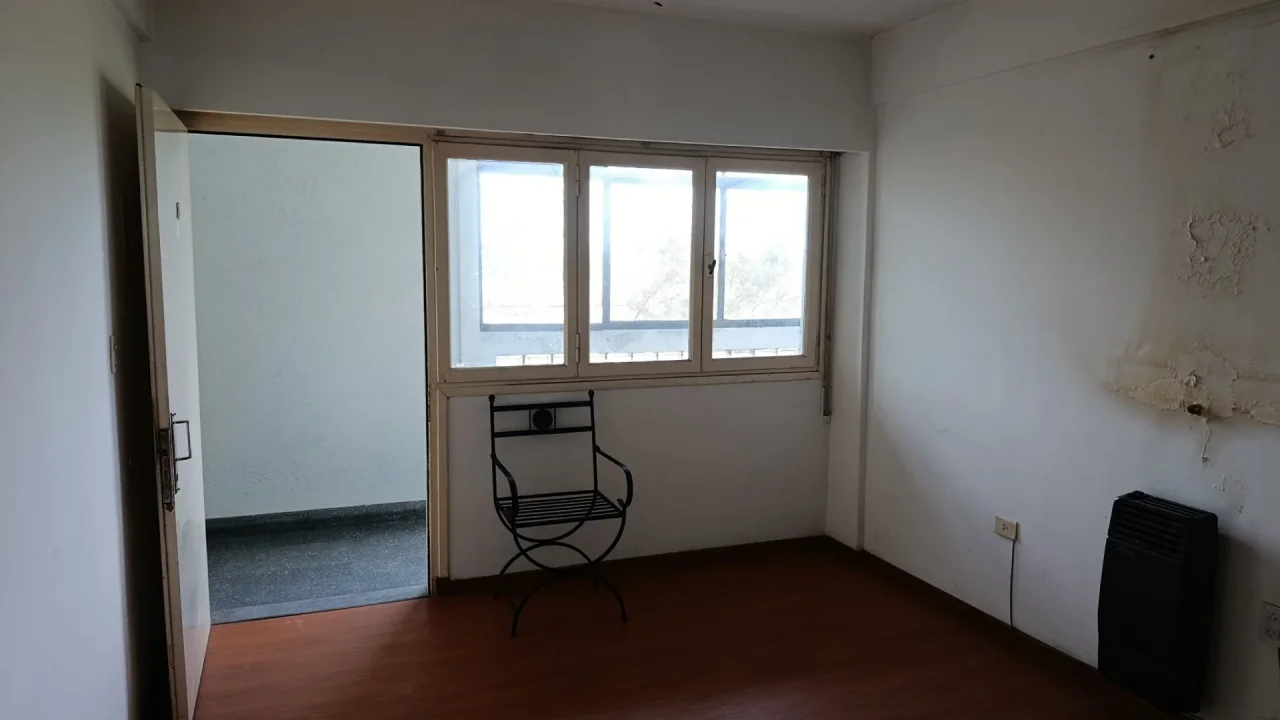 BRAGADO - VENTA - U$S. 35.000.- EDIFICIO "LA ESTACION" DUPLEX DE 3 AMPBIENTES - PRECIO PARA VENDER ! CONSULTAS SAAVEDRA 30 BRAGADO