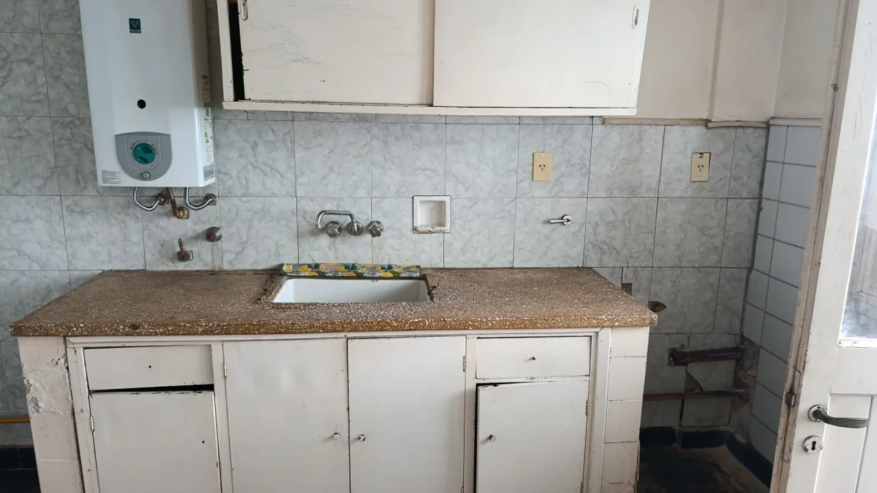 BRAGADO - VENTA - U$S. 35.000.- EDIFICIO "LA ESTACION" DUPLEX DE 3 AMPBIENTES - PRECIO PARA VENDER ! CONSULTAS SAAVEDRA 30 BRAGADO