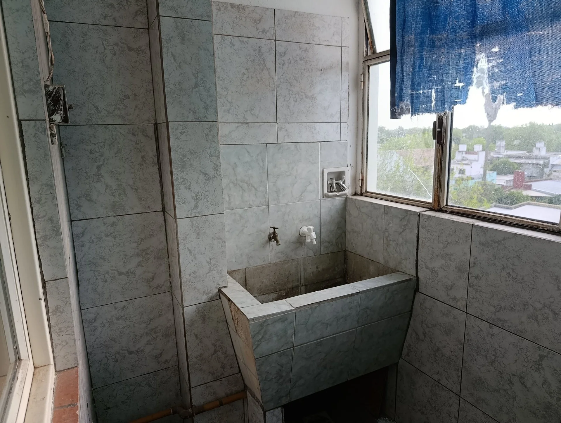 BRAGADO - VENTA - U$S. 35.000.- EDIFICIO "LA ESTACION" DUPLEX DE 3 AMPBIENTES - PRECIO PARA VENDER ! CONSULTAS SAAVEDRA 30 BRAGADO
