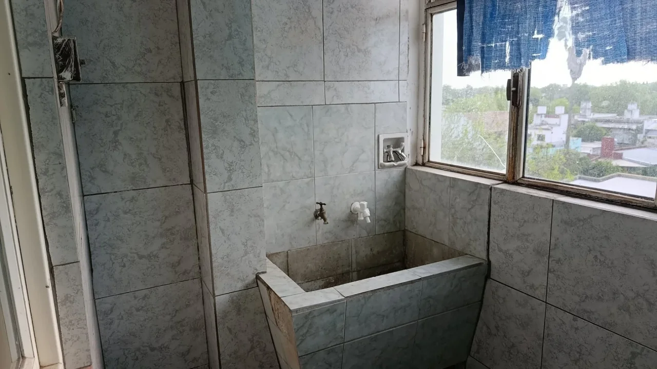 BRAGADO - VENTA - U$S. 35.000.- EDIFICIO "LA ESTACION" DUPLEX DE 3 AMPBIENTES - PRECIO PARA VENDER ! CONSULTAS SAAVEDRA 30 BRAGADO
