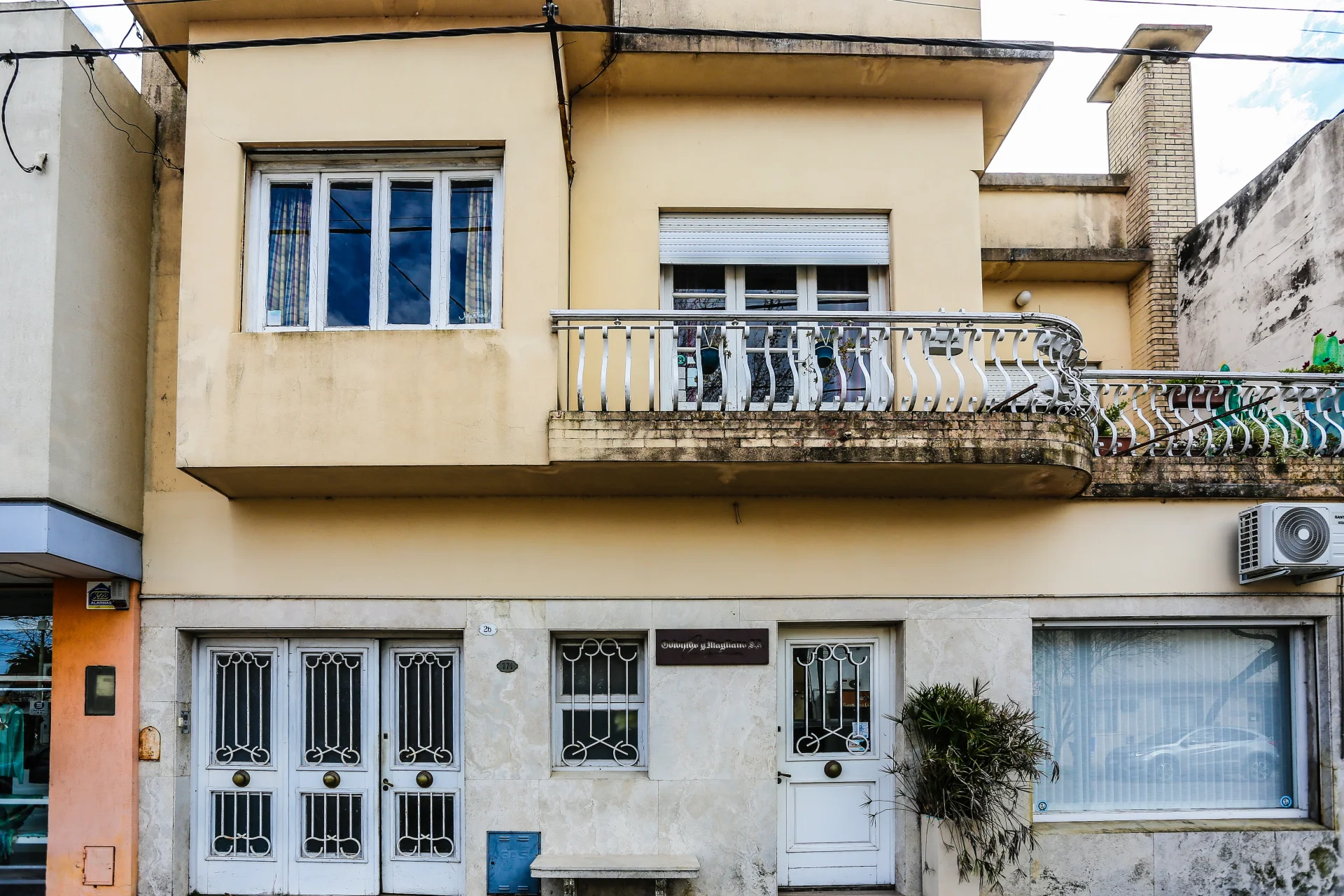 VENTA - CASA LAVALLE
