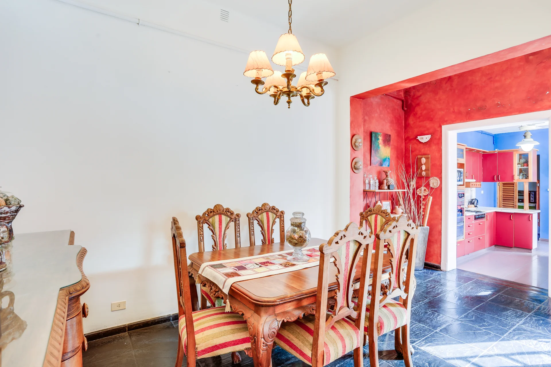 VENTA - CASA LAVALLE