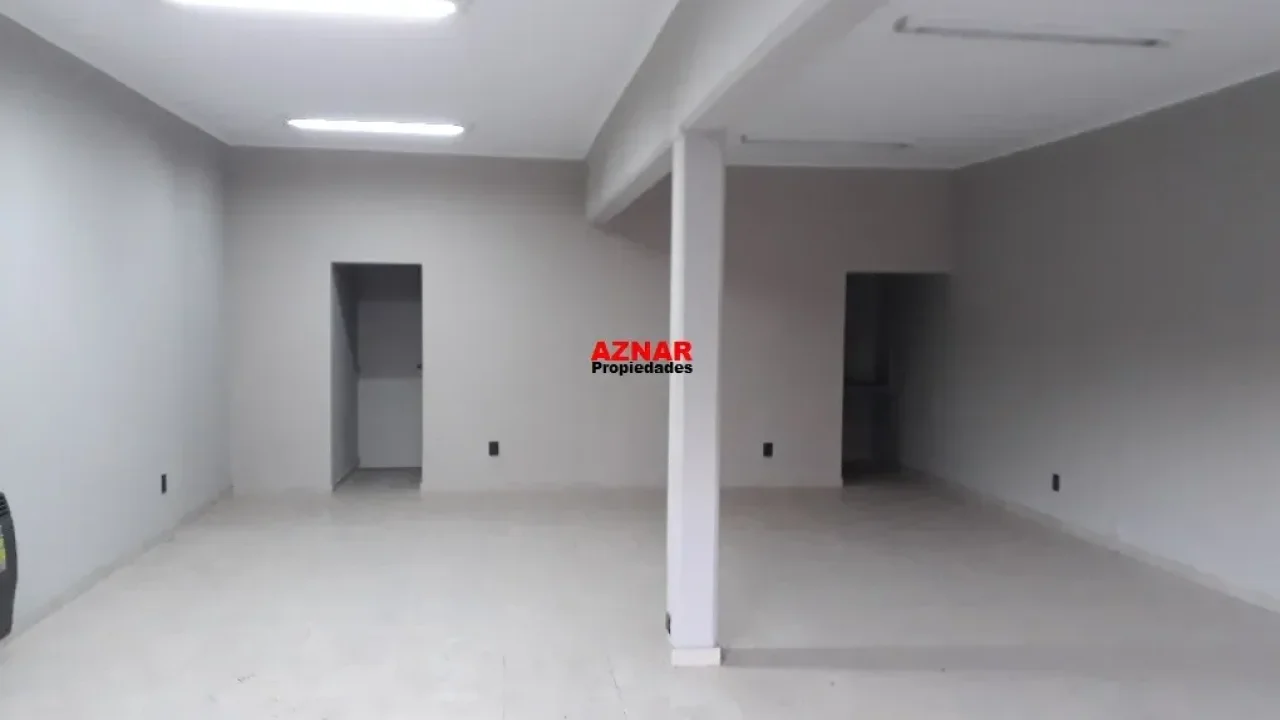 Local en alquiler en Elizondo Nº 2224 e/ Olavarria y Entre Rios