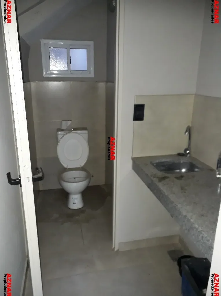 Local en alquiler en Elizondo Nº 2224 e/ Olavarria y Entre Rios