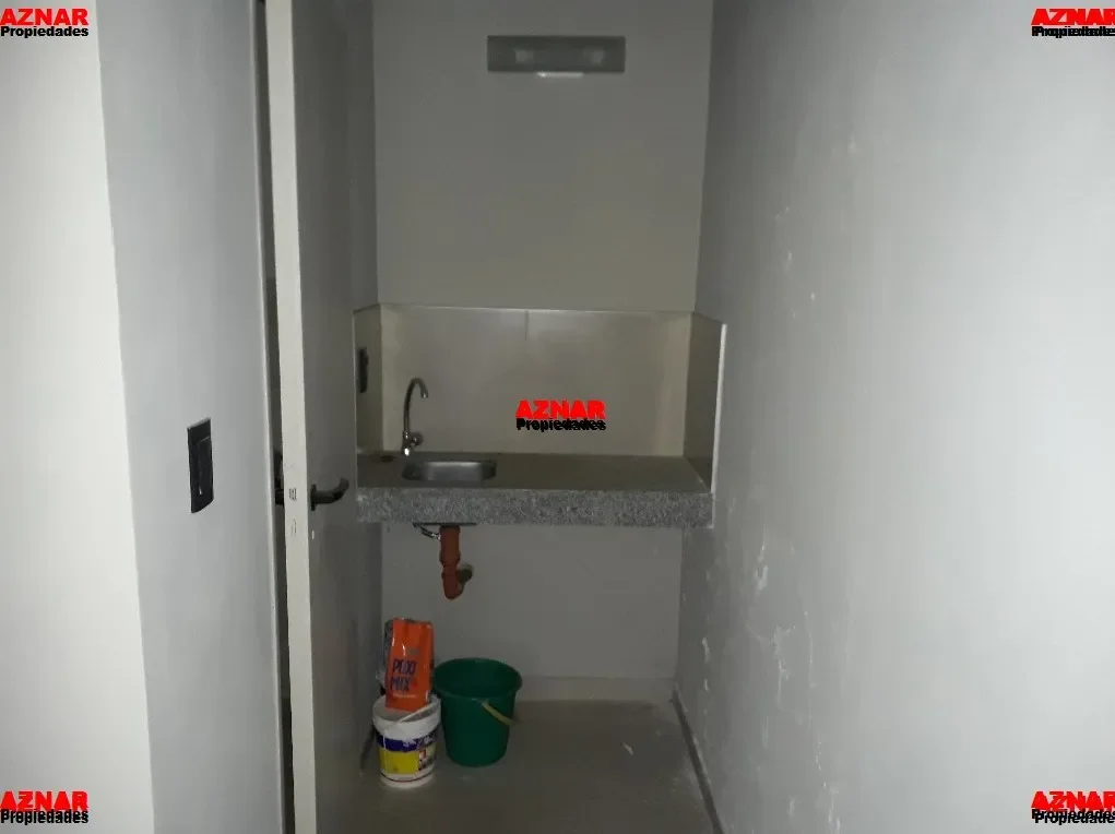 Local en alquiler en  Elizondo Nº 2224 e/ Olavarria y Entre Rios