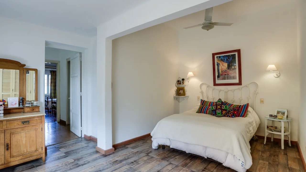 VENTA - CASA LAVALLE