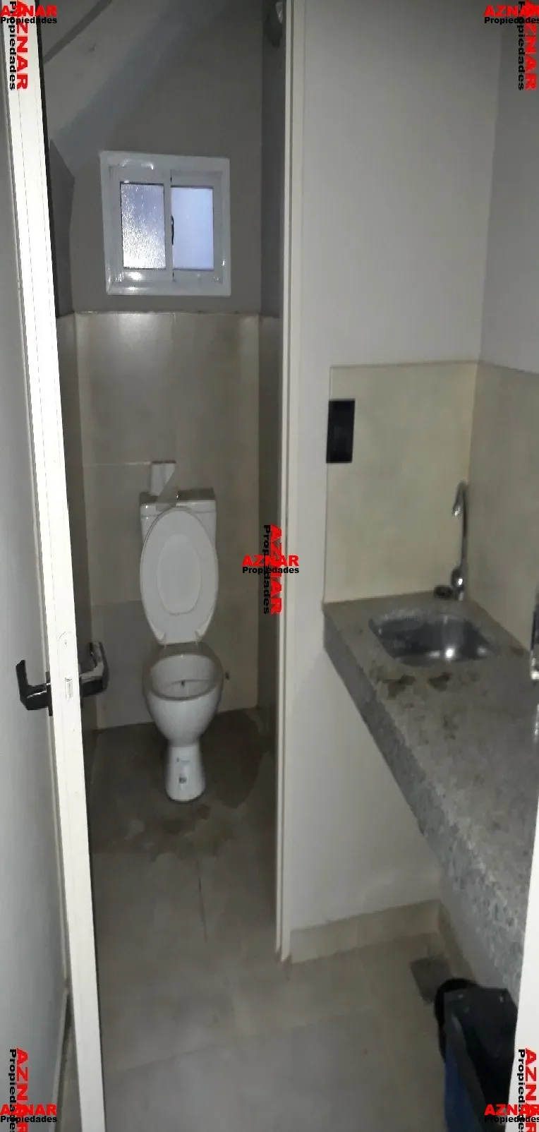 Local en alquiler en  Elizondo Nº 2224 e/ Olavarria y Entre Rios