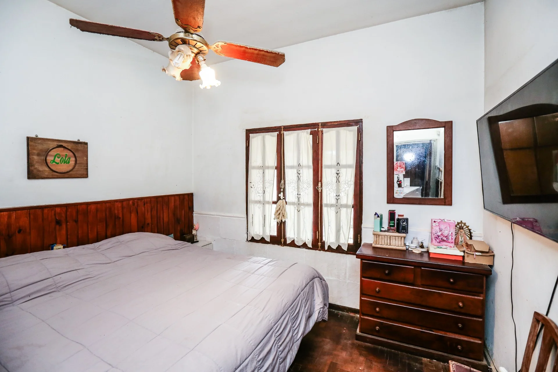 VENTA - CASA PELLEGRINI 100