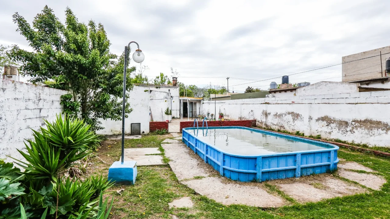 VENTA - CASA PELLEGRINI 100