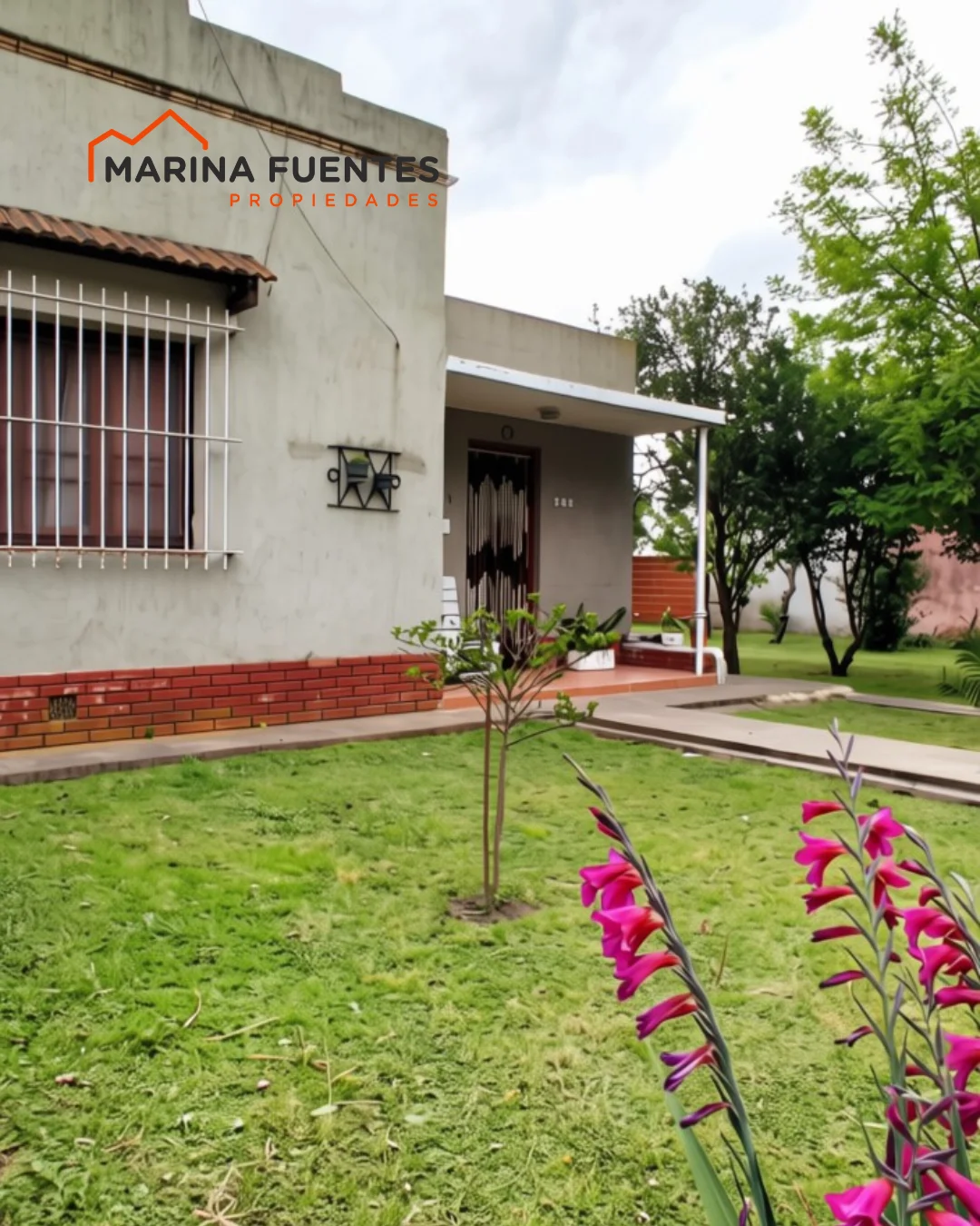 EN VENTA ➡️ CASA CON PILETA