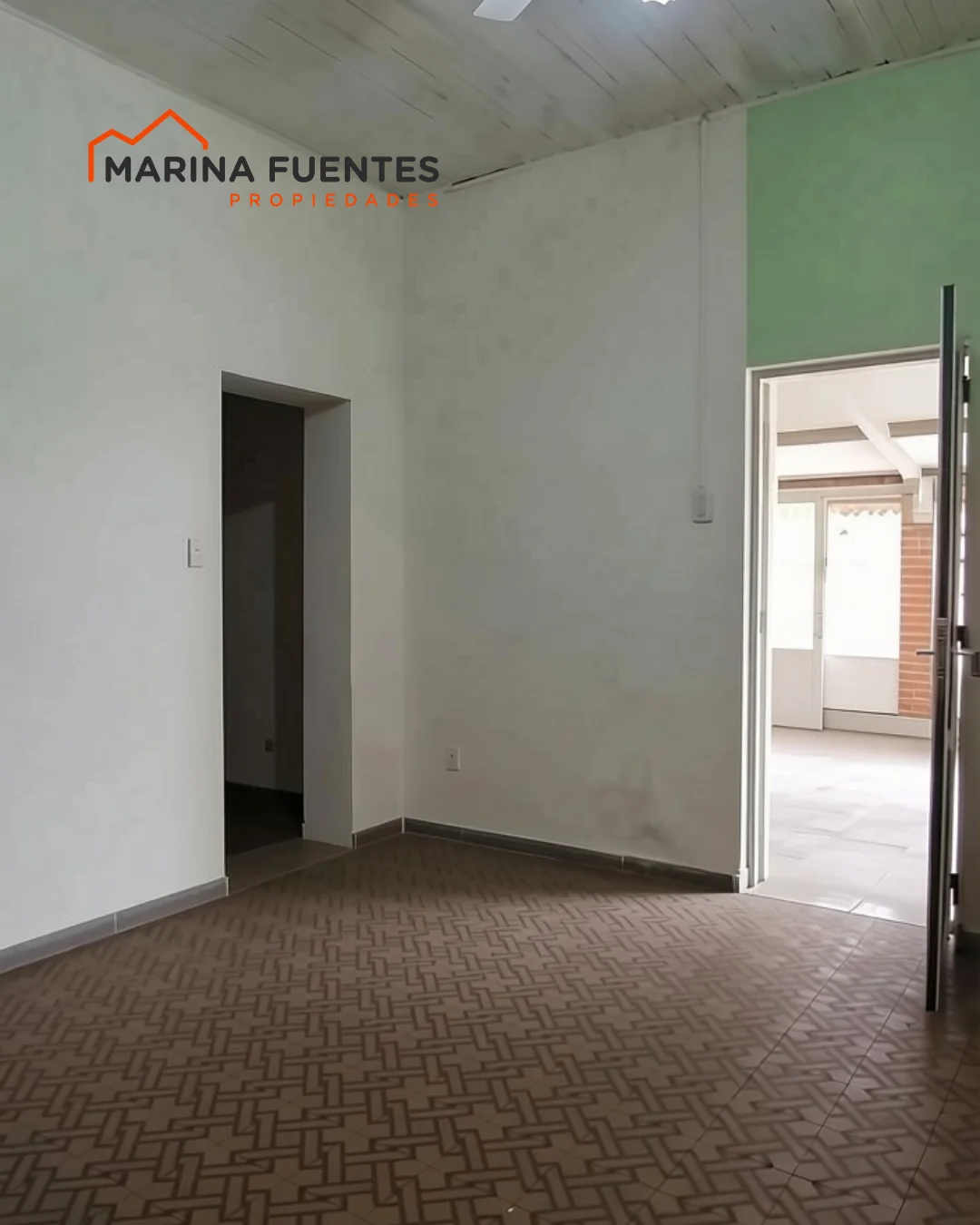 EN VENTA ➡️ CASA CON PILETA
