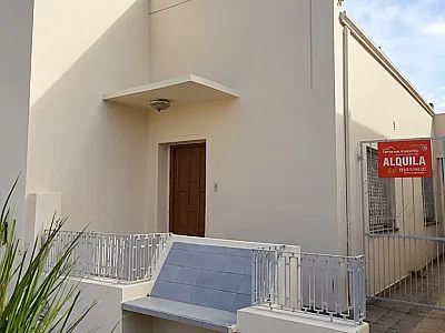 EN ALQUILER ➡️ CASA DE ESTILO