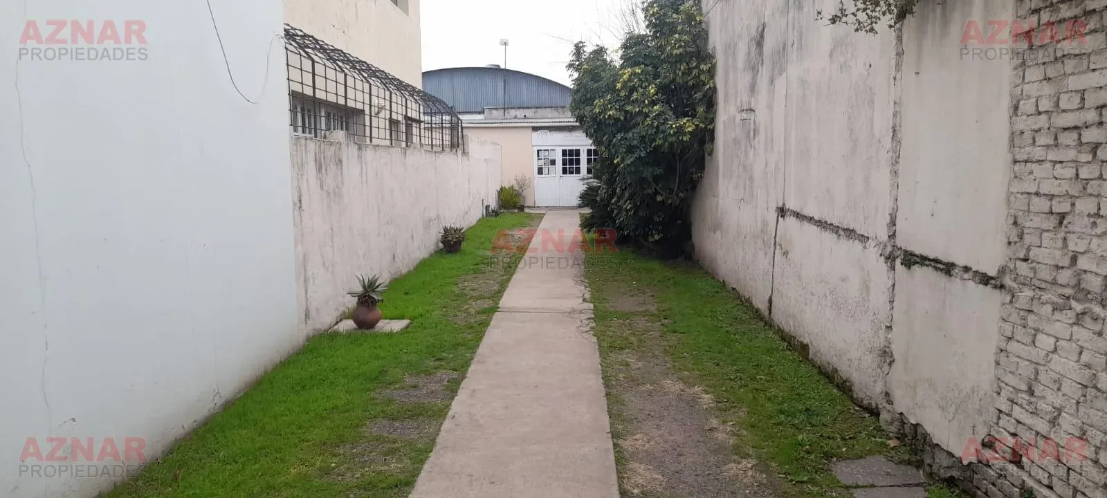 Galpón en Venta en Necochea Nº 440 e/ 12 de Octubre y Catamarca