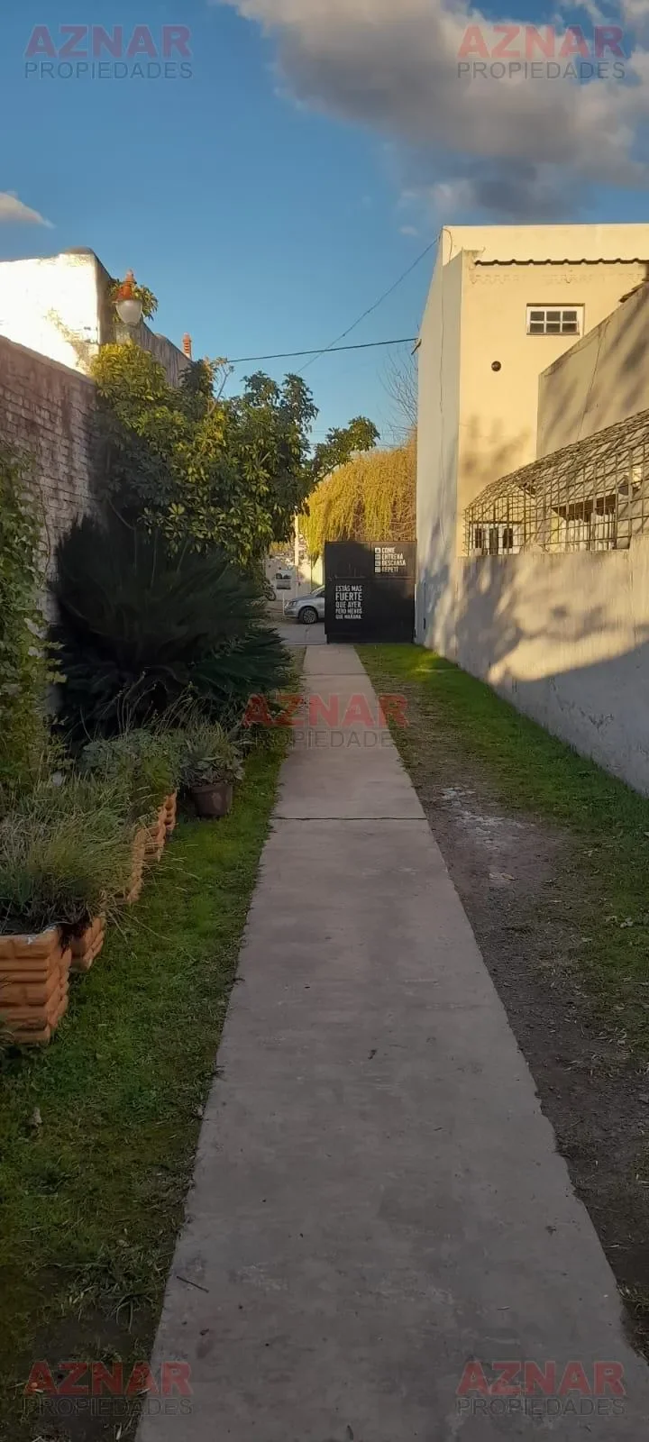 Galpón en Venta en Necochea Nº 440 e/ 12 de Octubre y Catamarca