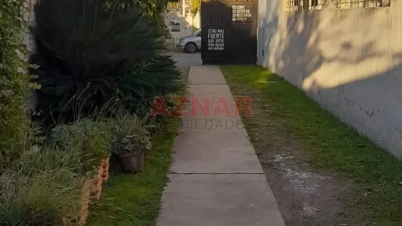 Galpón en Venta en Necochea Nº 440 e/ 12 de Octubre y Catamarca