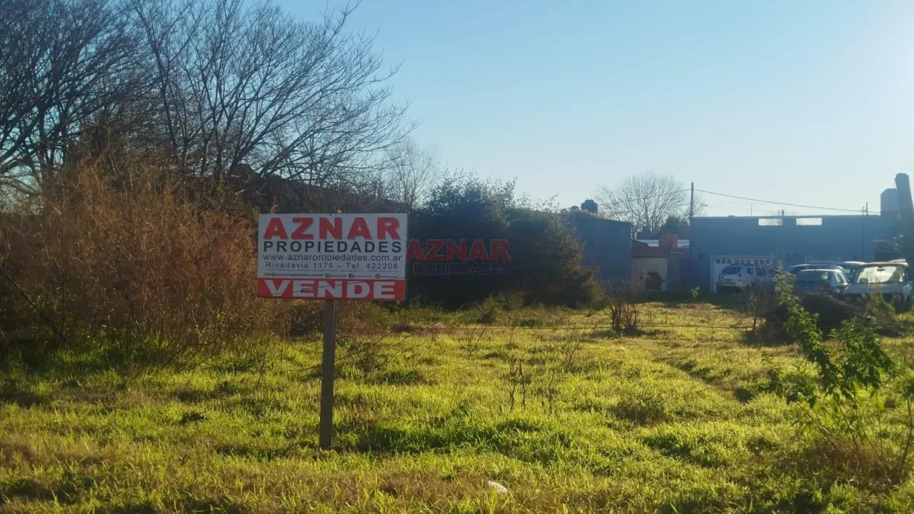 Terreno en venta en Necochea N° 1100 e/ Maestros Argentinos y Los Sauces