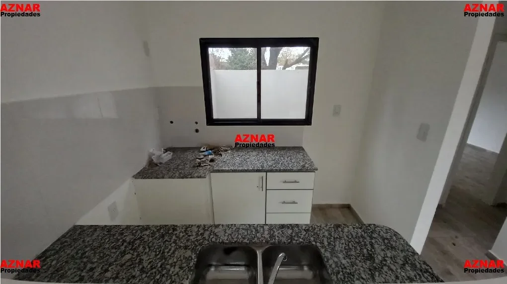 Departamento en venta en Quenard Nº 448 e/ Avellaneda y Alem