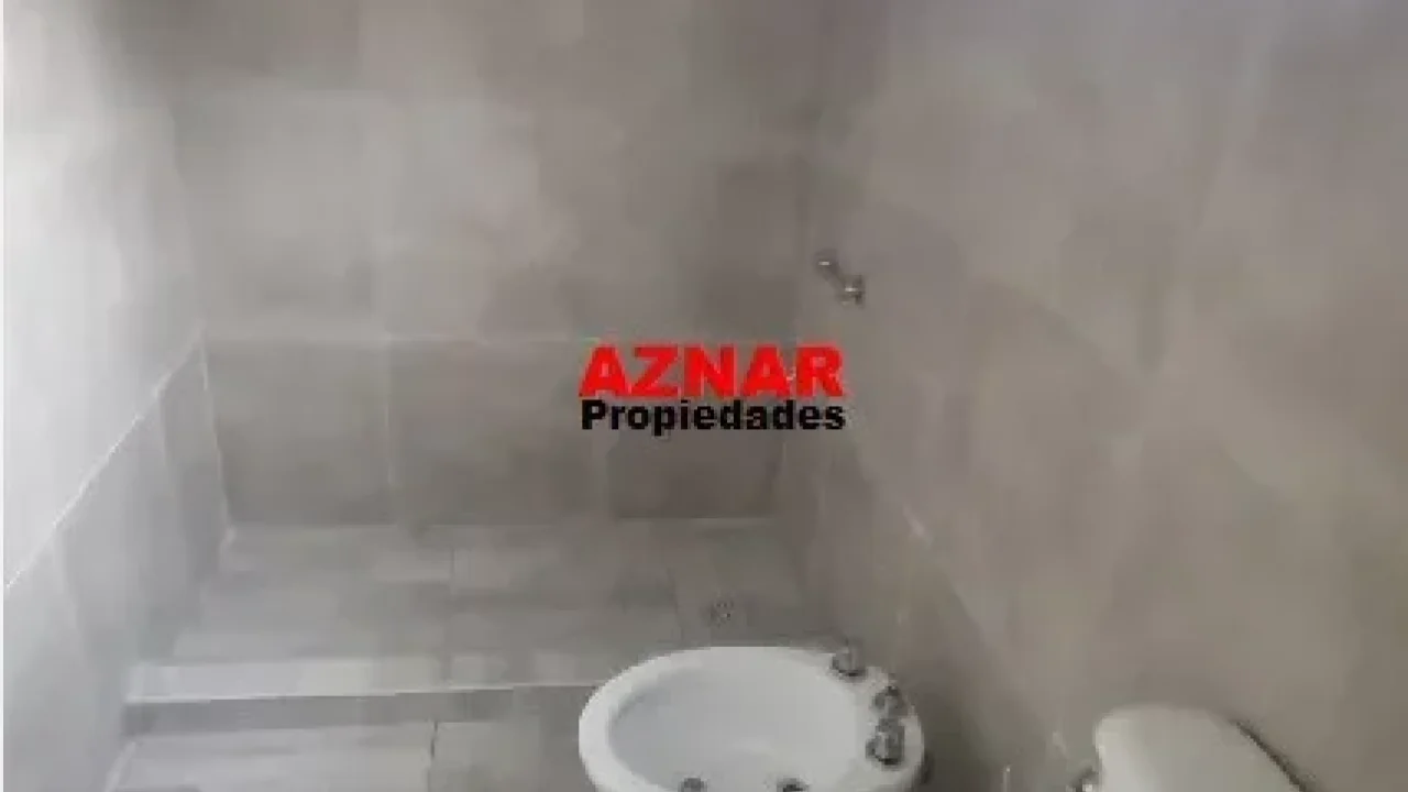 Departamento en venta en Quenard Nº 448 e/ Avellaneda y Alem