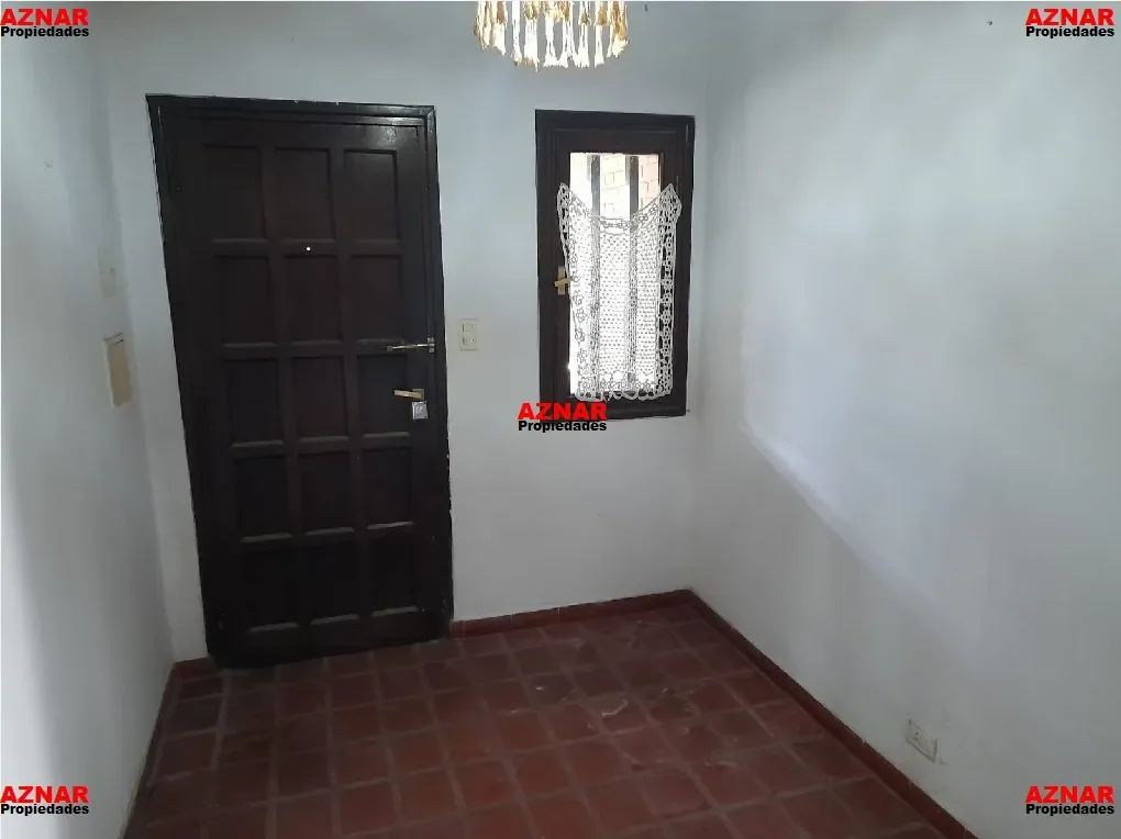Casa en venta en Catamarca Nº 1681 e/ Rauch y Suarez