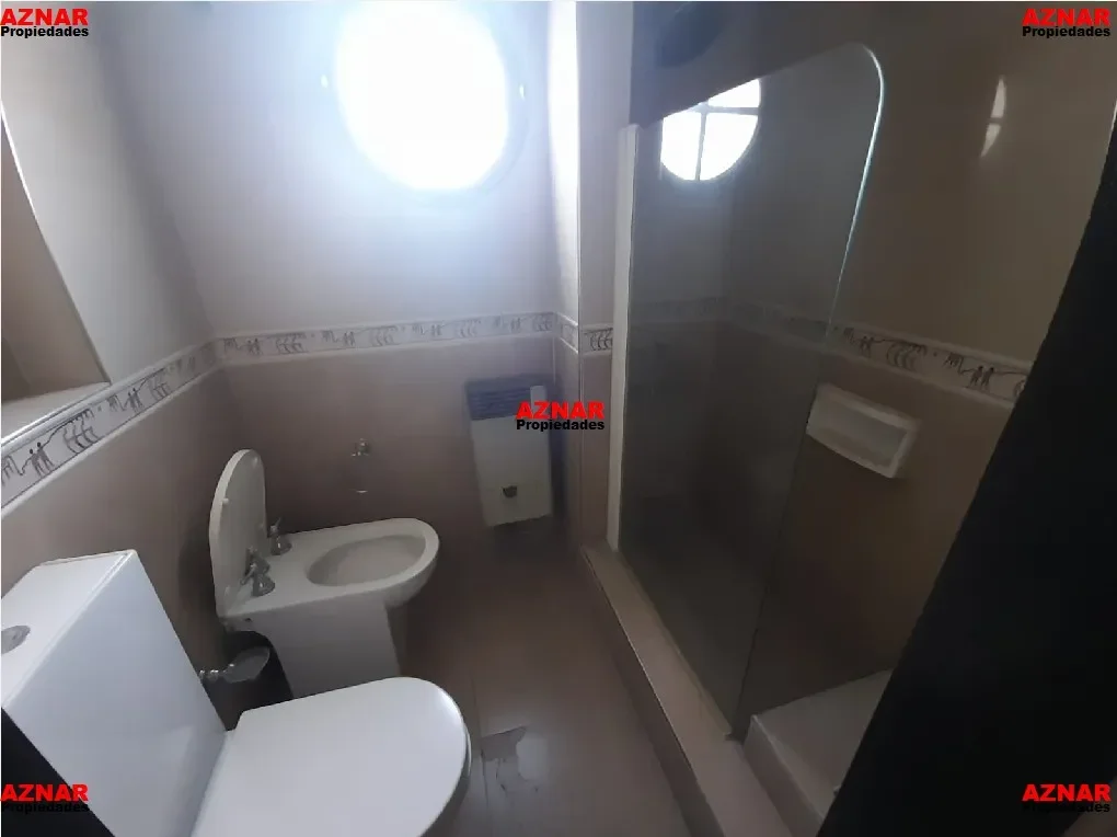 Casa en venta en Catamarca Nº 1681 e/ Rauch y Suarez