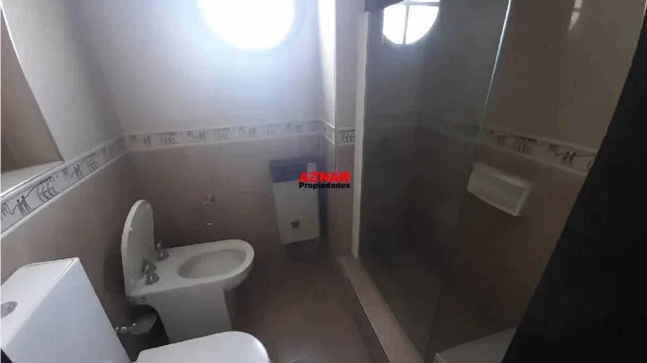Casa en venta en Catamarca Nº 1681 e/ Rauch y Suarez
