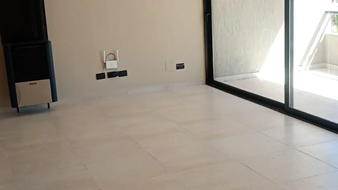 EN VENTA, DEPARTAMENTO UBICADO SOBRE CALLE 12 DE OCTUBRE N° 1715