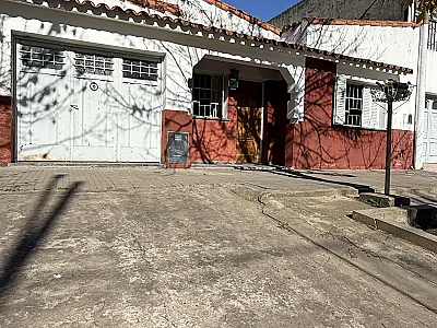 Casa en Alem 967