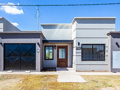 VENTA - CASA LA CUMPARSITA