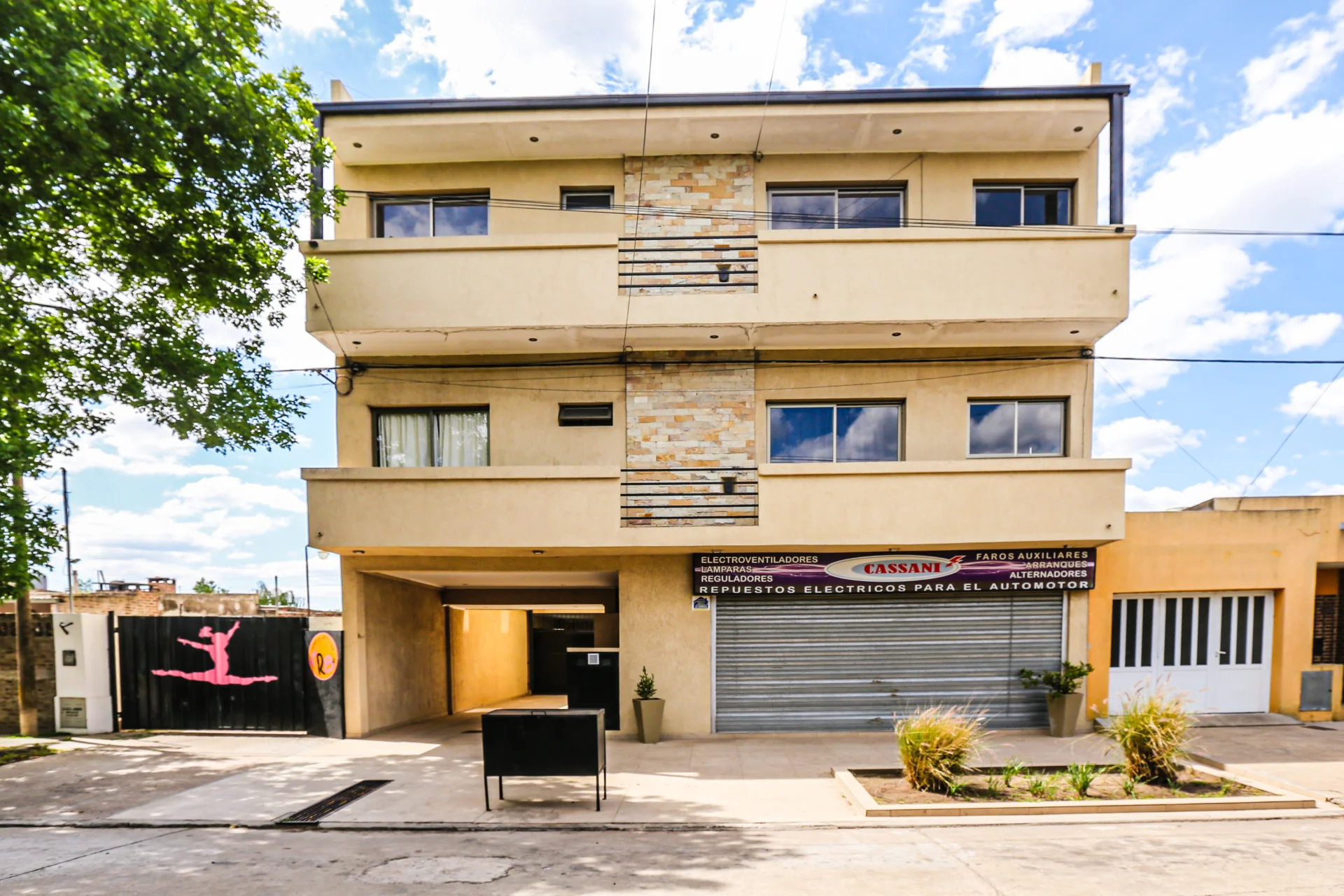 VENTA - DEPARTAMENTO TUCUMAN