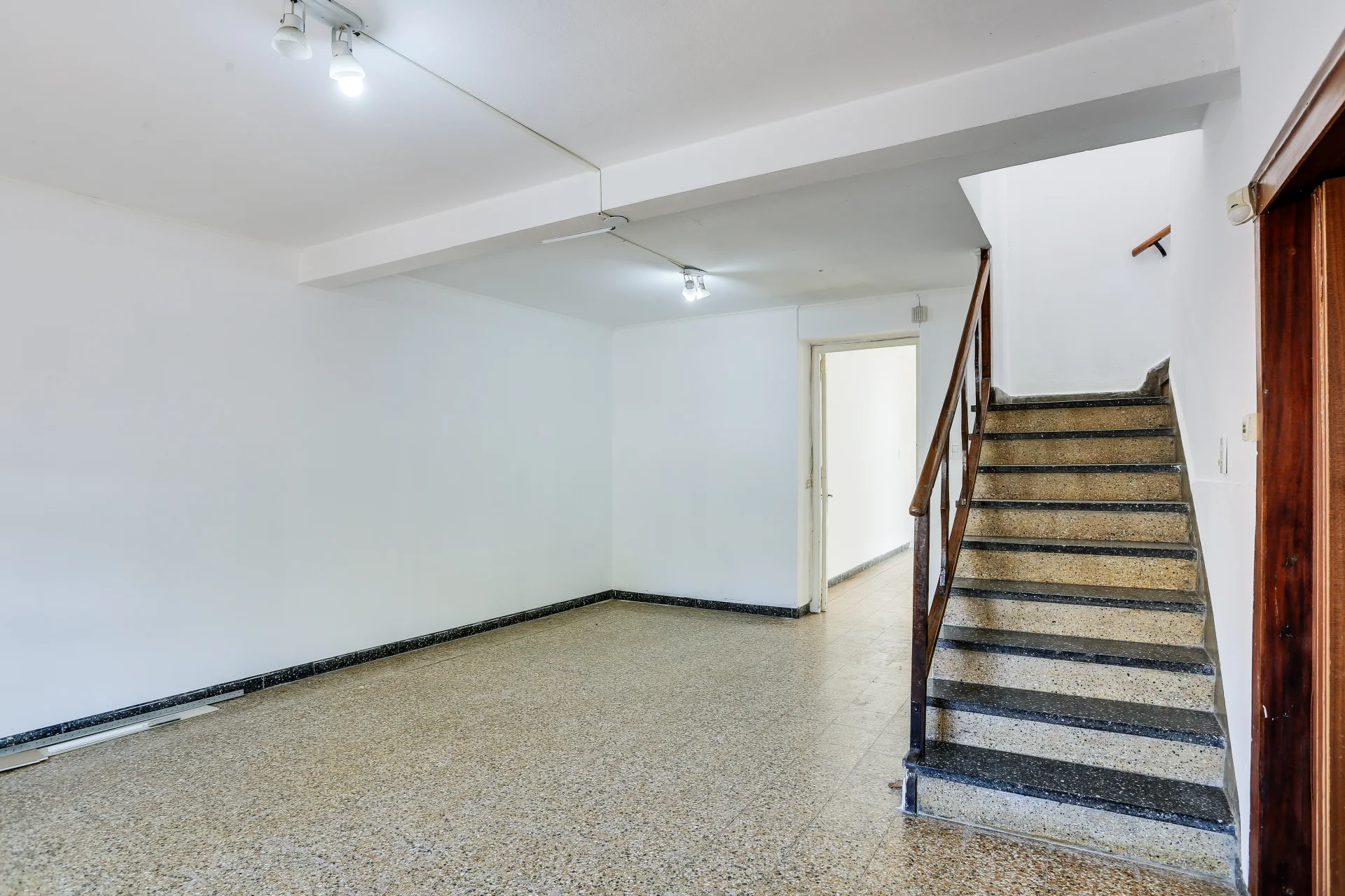VENTA - CASA RIVADAVIA