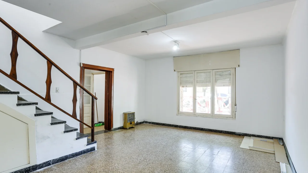 VENTA - CASA RIVADAVIA