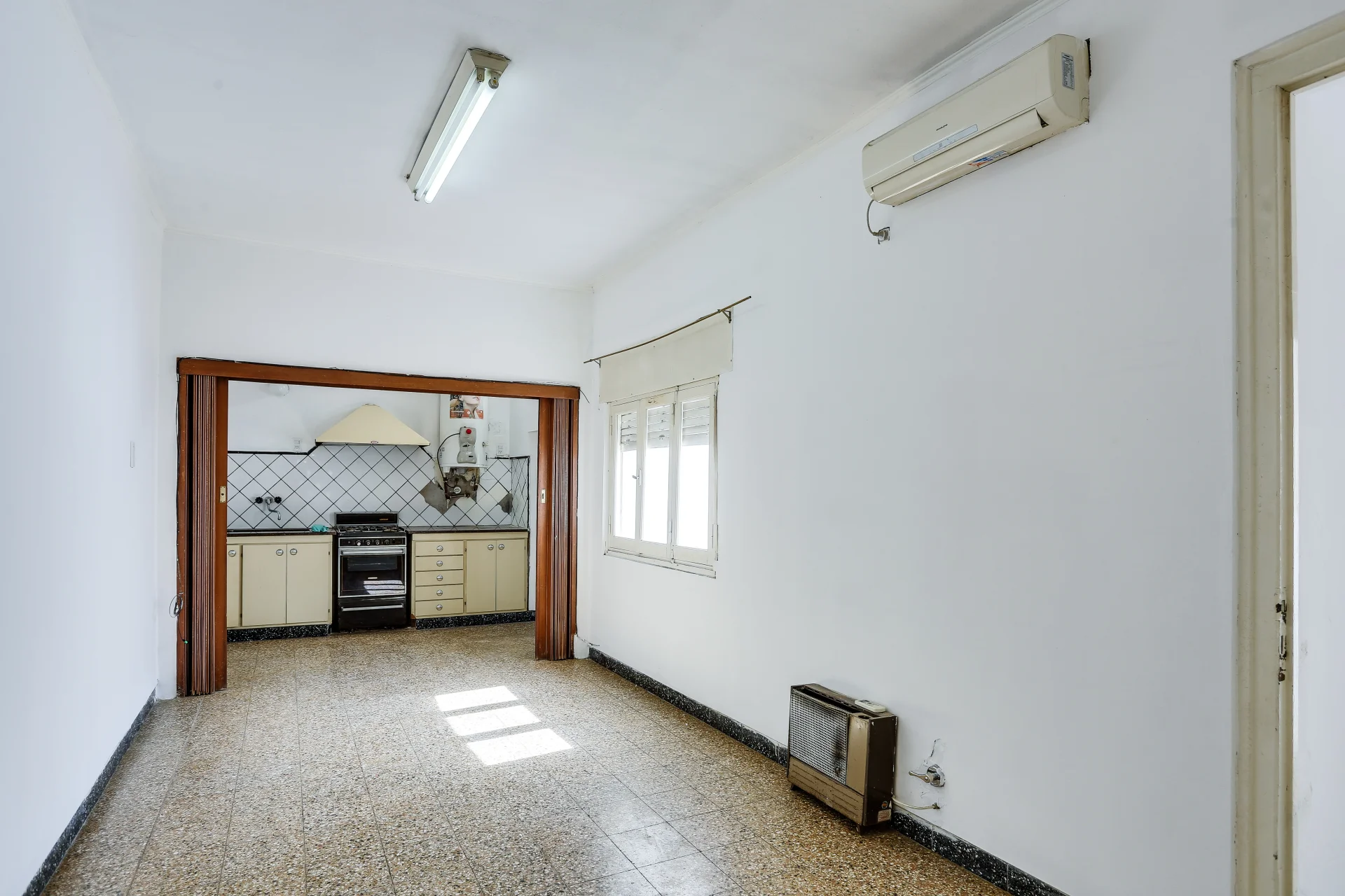 VENTA - CASA RIVADAVIA