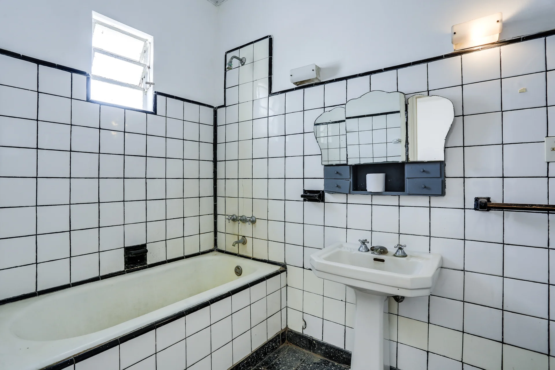 VENTA - CASA RIVADAVIA