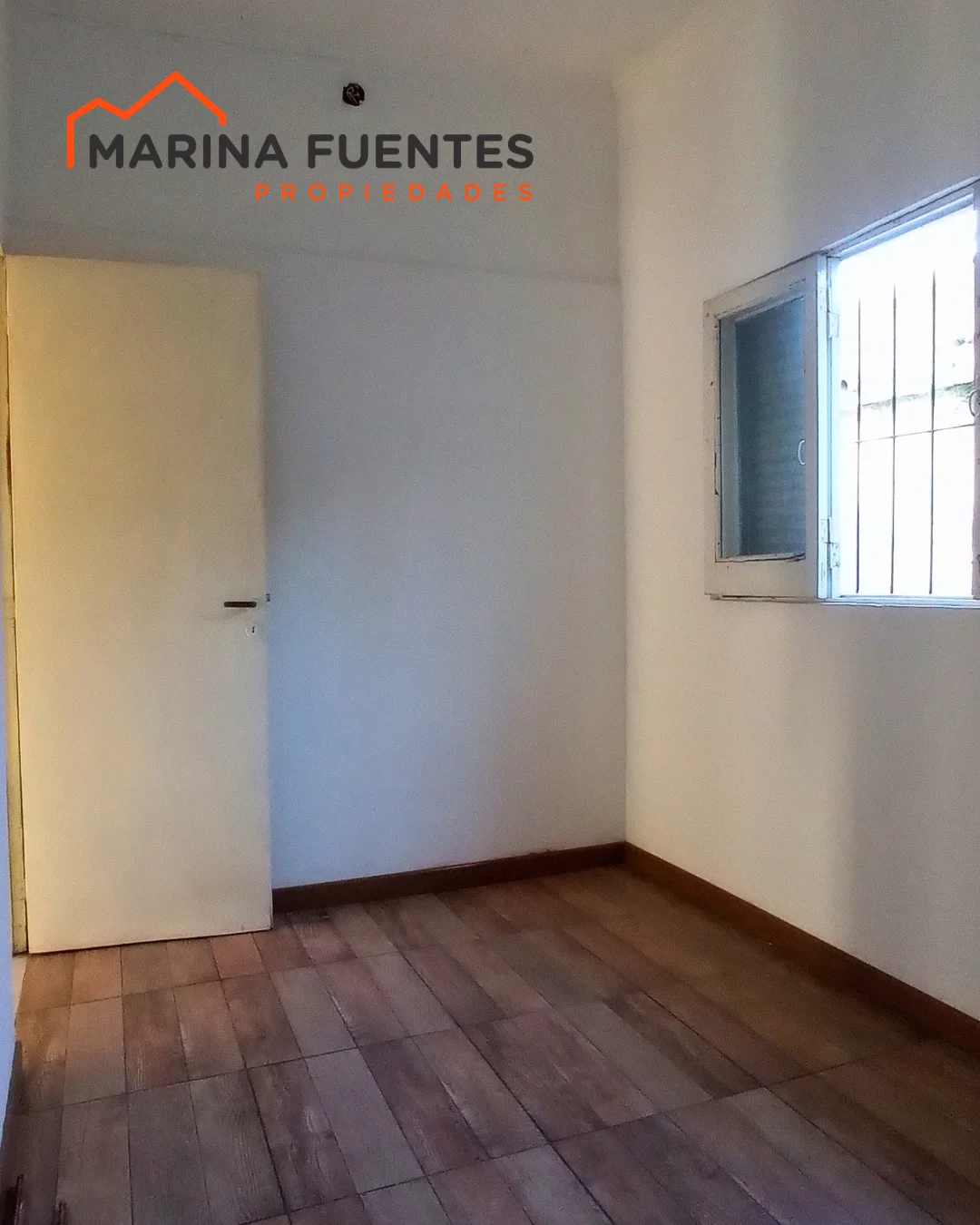 EN VENTA ➡️ CASA CÉNTRICA