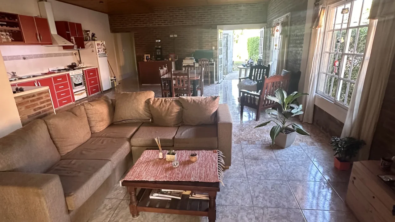 Casa Ameghino 2255