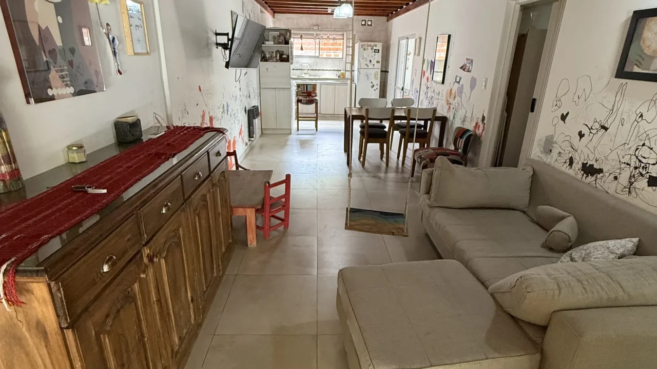 Casa Barrio Villa Cora. Calle Borges