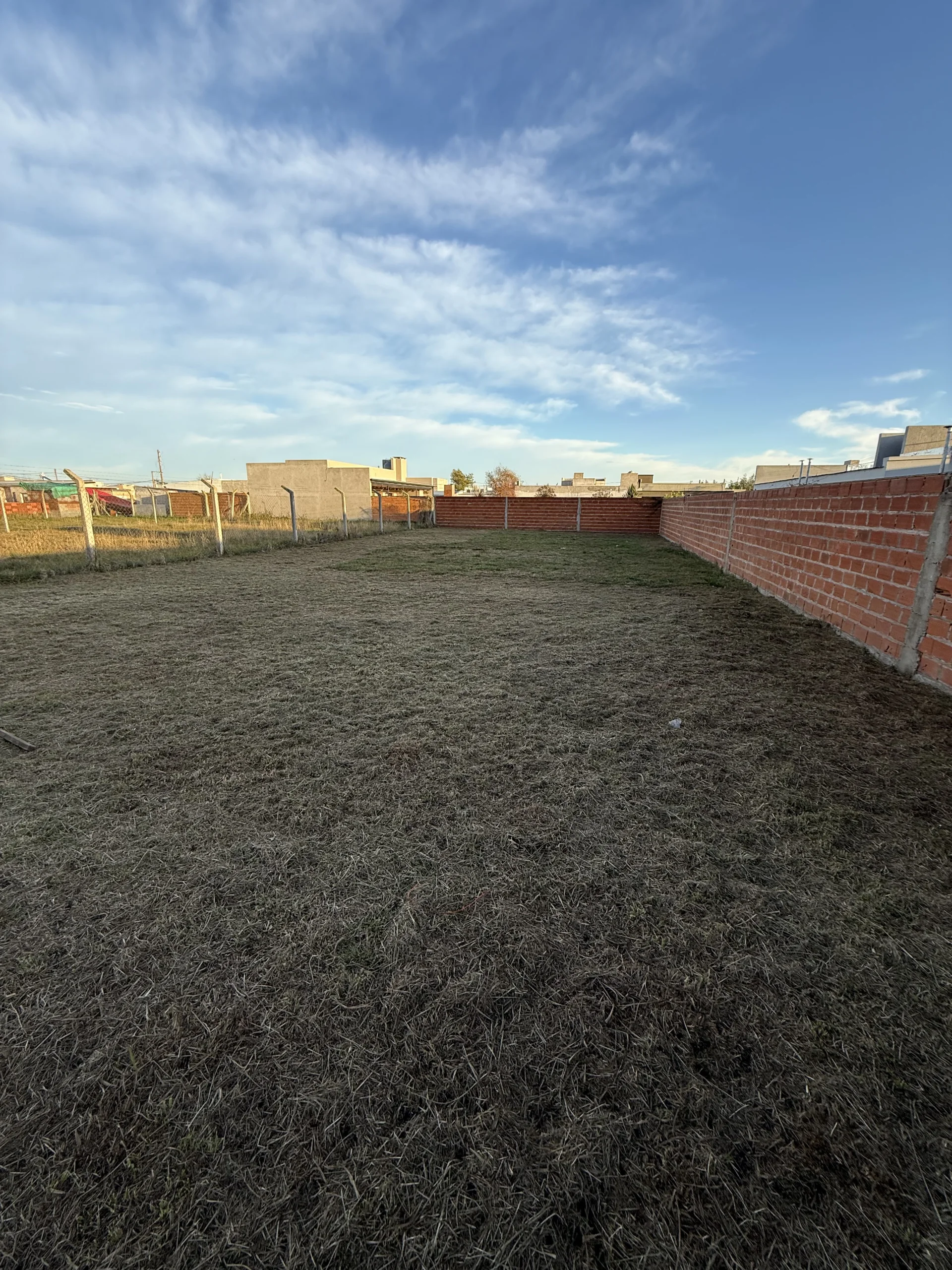 Lote en Barrio Las Rosas calle Juan Manuel de Rosas