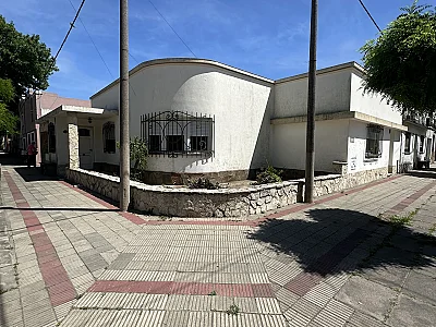 Casa Belgrano y Balcarce