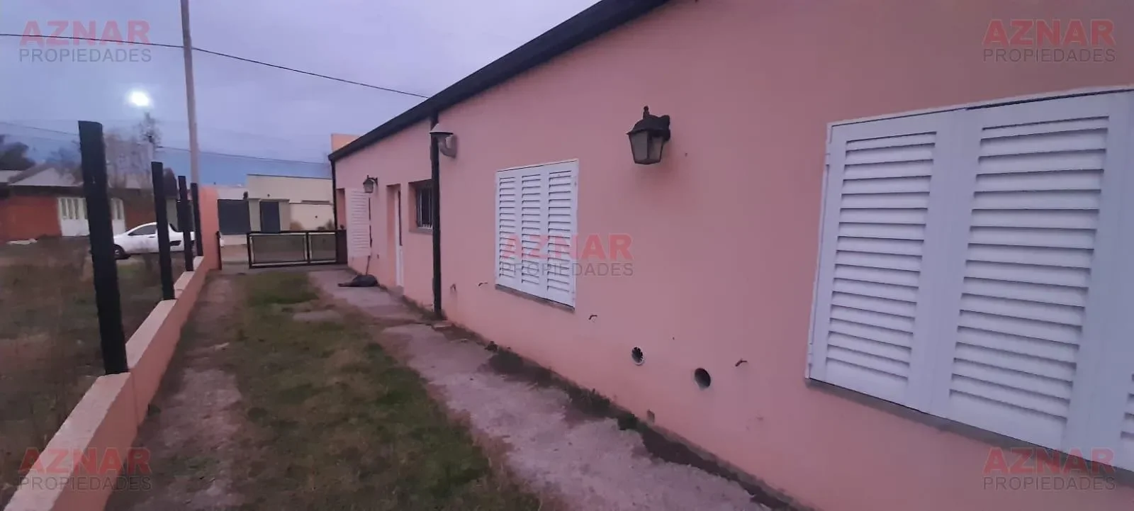 Casa en venta en Los Cedros Nº 336 e/ Jacaranda y Ombúes