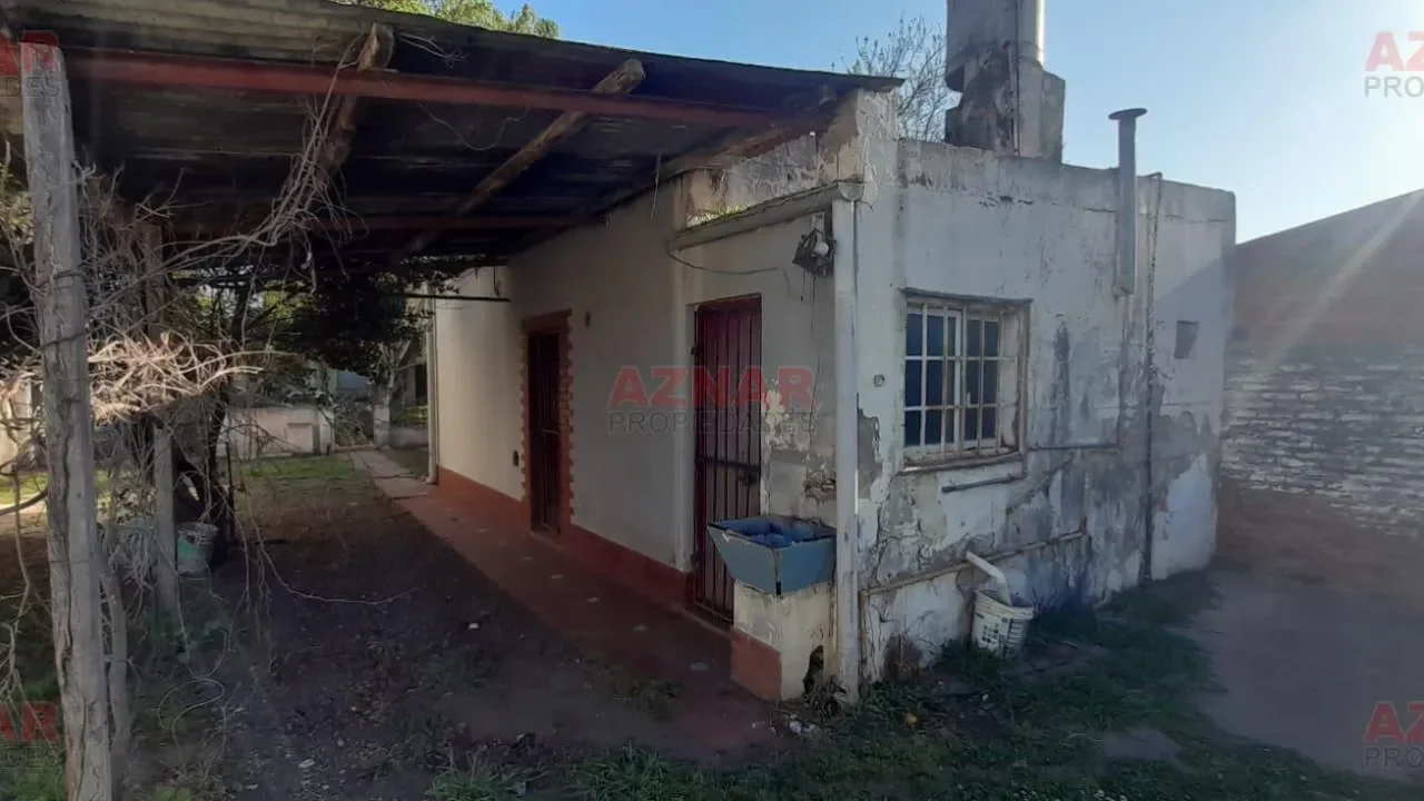 Casa en venta en Moreno Nº 2272 e/ Olavarria y Junin