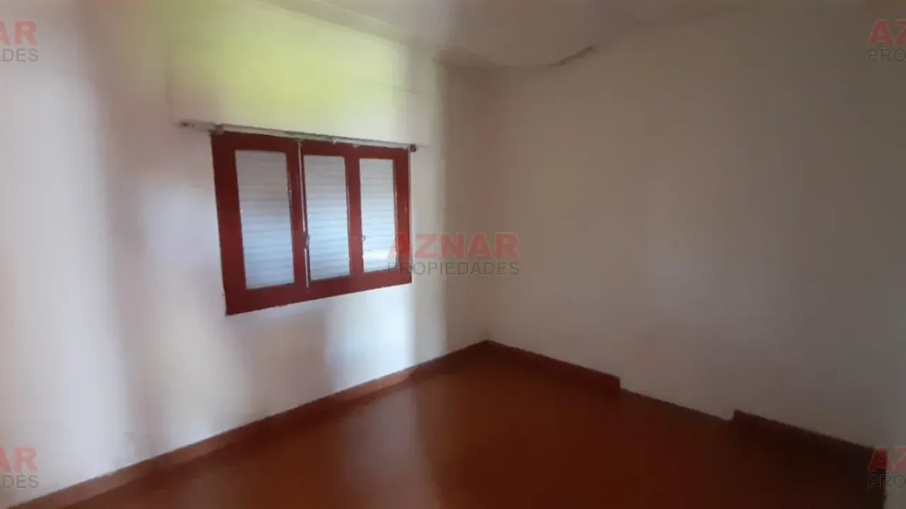 Casa en venta en Moreno Nº 2272 e/ Olavarria y Junin